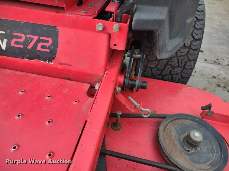 image for item LL9103 Gravely Pro Turn 272  ZTR lawn mower