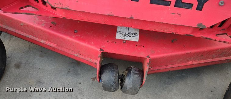 image for item LL9103 Gravely Pro Turn 272  ZTR lawn mower