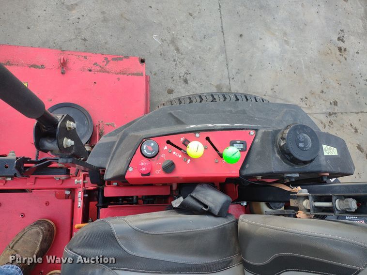 image for item LL9103 Gravely Pro Turn 272  ZTR lawn mower