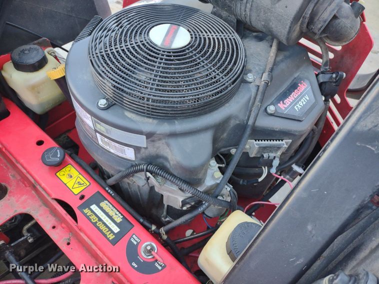 image for item LL9103 Gravely Pro Turn 272  ZTR lawn mower