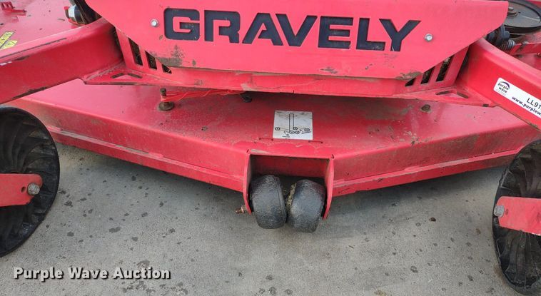 image for item LL9104 Gravely Pro Turn 272  ZTR lawn mower