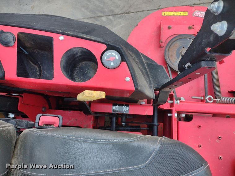 image for item LL9104 Gravely Pro Turn 272  ZTR lawn mower