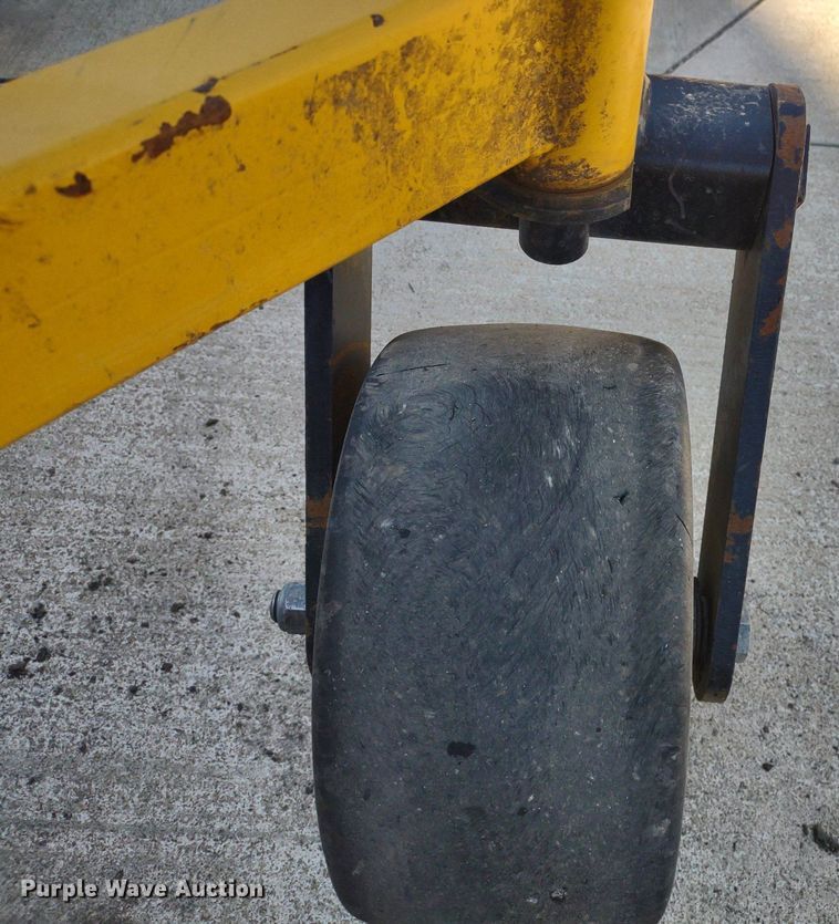 image for item LL9105 Hustler Super Z  ZTR lawn mower