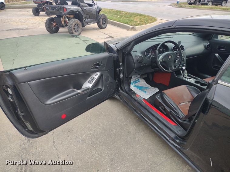 image for item LL9115 2007 Pontiac G6  convertible