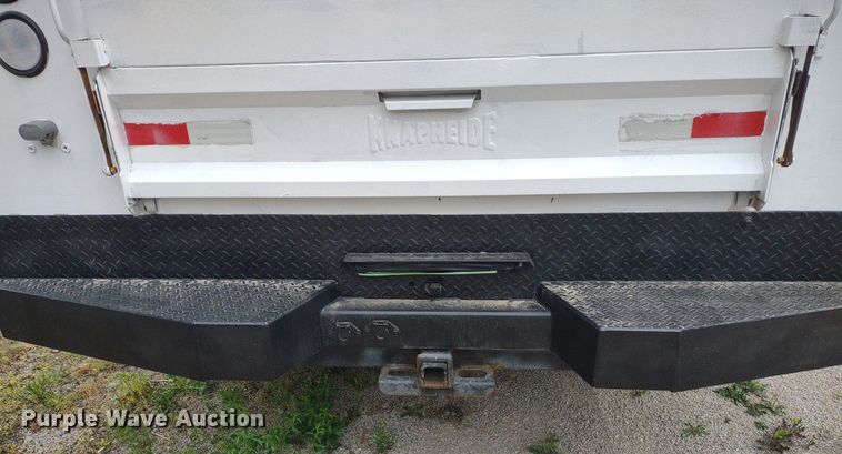 image for item LL9118 2009 Ford F350 Super Duty XL  utility bed pickup truck
