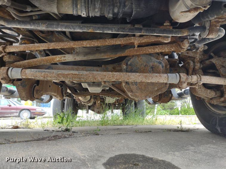 image for item LL9118 2009 Ford F350 Super Duty XL  utility bed pickup truck