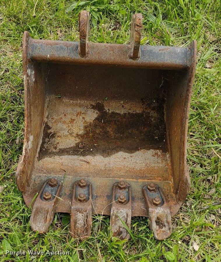 image for item LL9121 Bobcat  mini excavator bucket