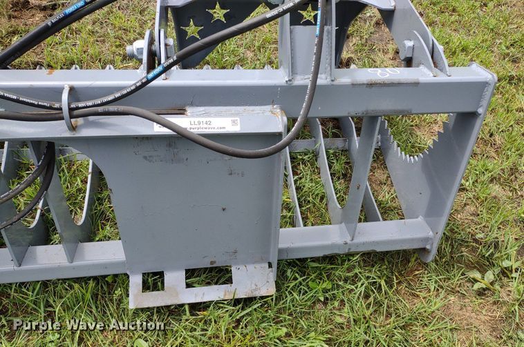 image for item LL9142 80"W skid steer grapple bucket