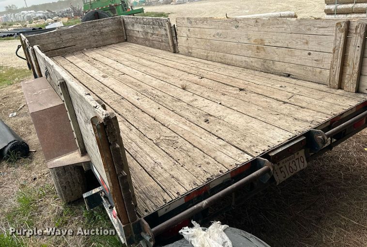 image for item LP9909 1997 Titan  utility trailer