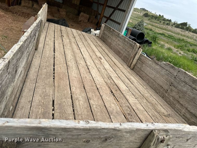 image for item LP9909 1997 Titan  utility trailer