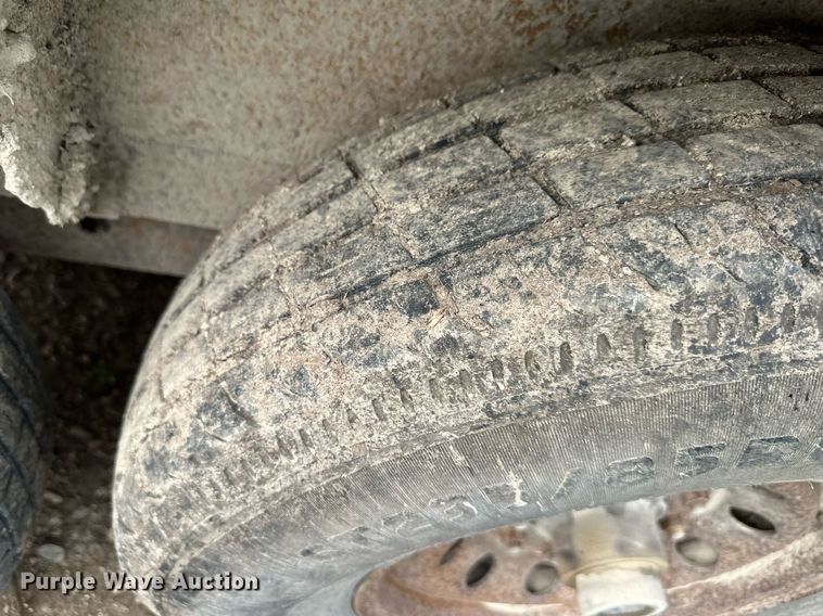 image for item LP9909 1997 Titan  utility trailer