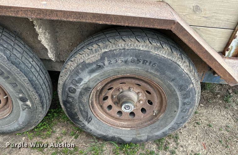 image for item LP9909 1997 Titan  utility trailer