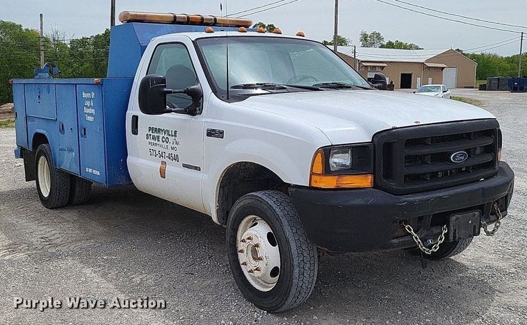 image for item LR9234 1999 Ford F450 Super Duty  utility / service truck