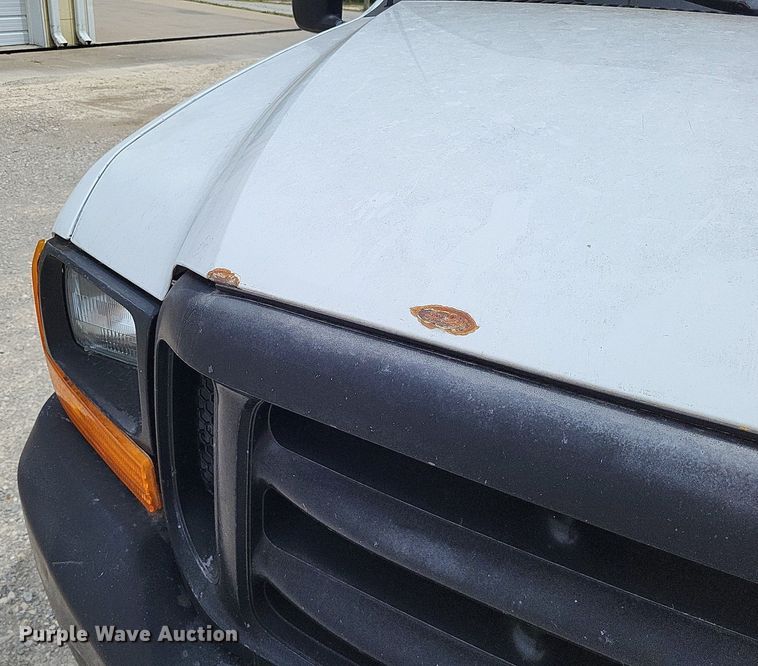 image for item LR9234 1999 Ford F450 Super Duty  utility / service truck