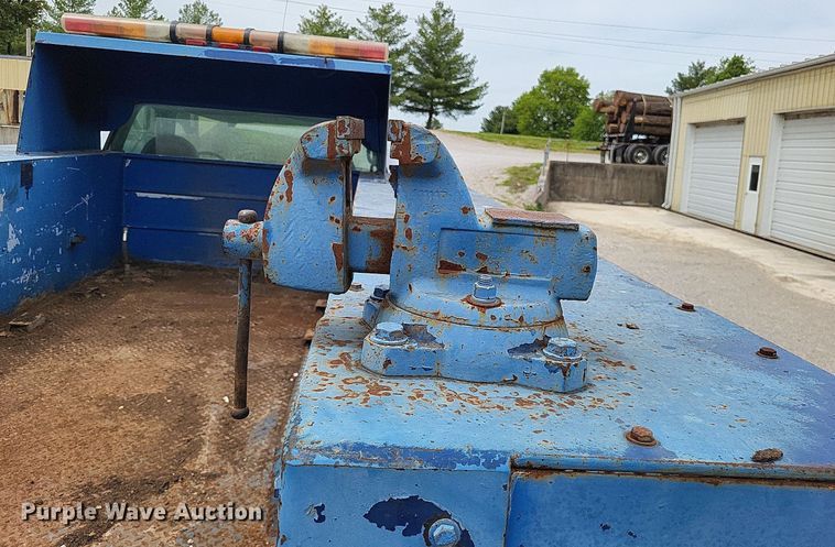 image for item LR9234 1999 Ford F450 Super Duty  utility / service truck