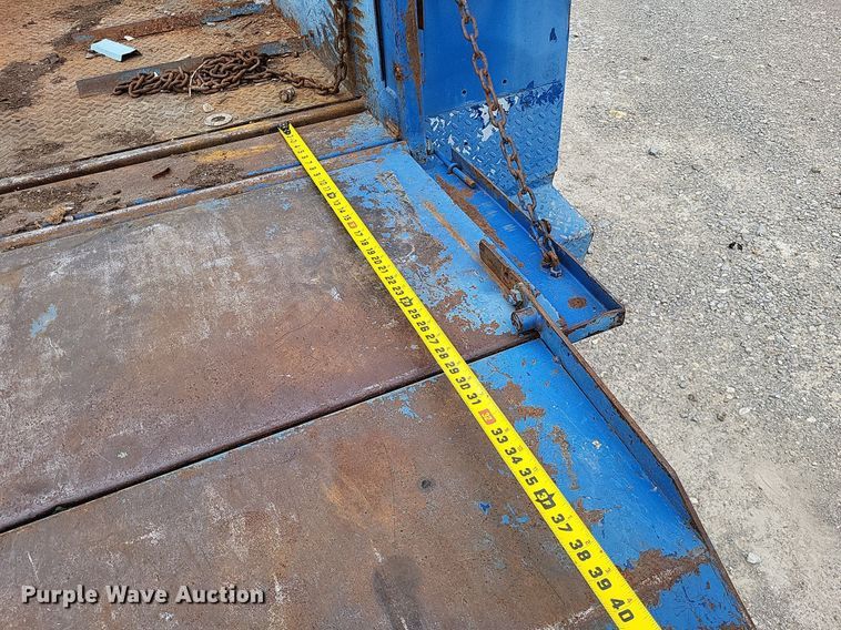 image for item LR9234 1999 Ford F450 Super Duty  utility / service truck