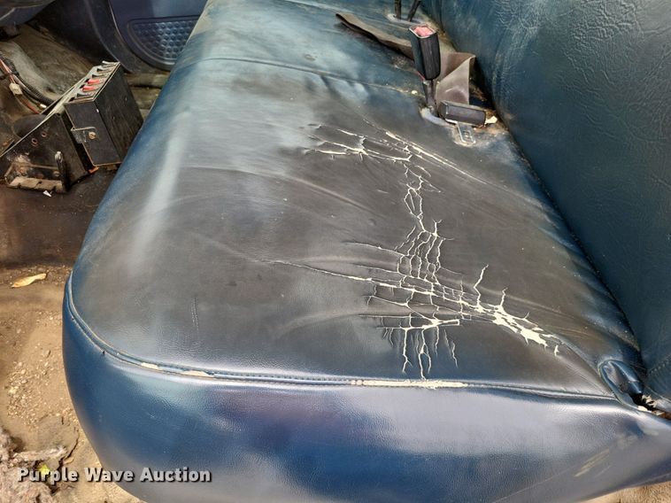 image for item LR9234 1999 Ford F450 Super Duty  utility / service truck