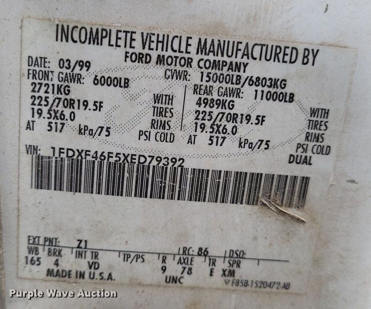 image for item LR9234 1999 Ford F450 Super Duty  utility / service truck