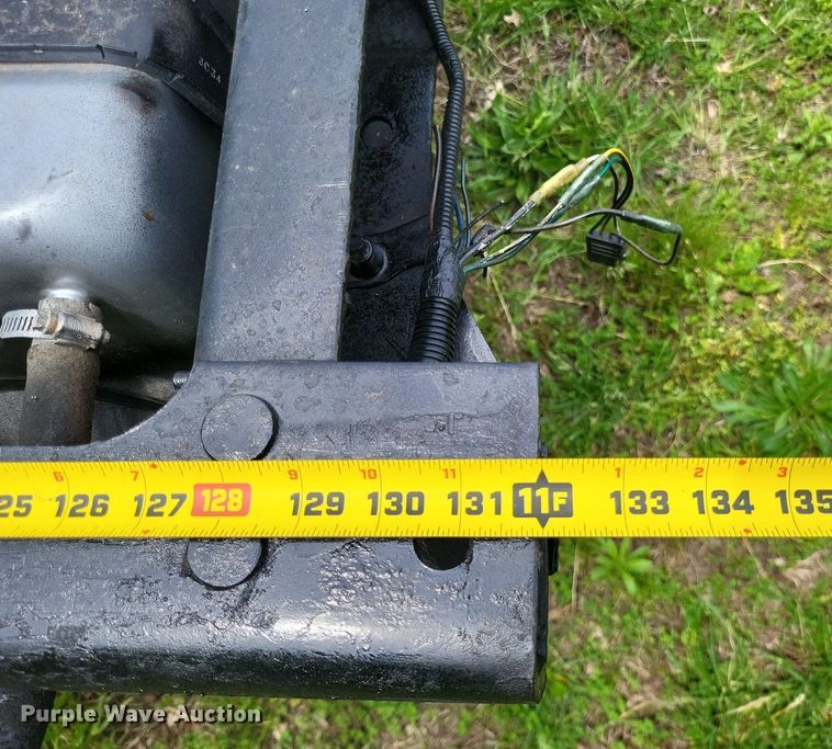 image for item LR9243 2005 Ford F550 Super Duty XL  truck cab and chassis