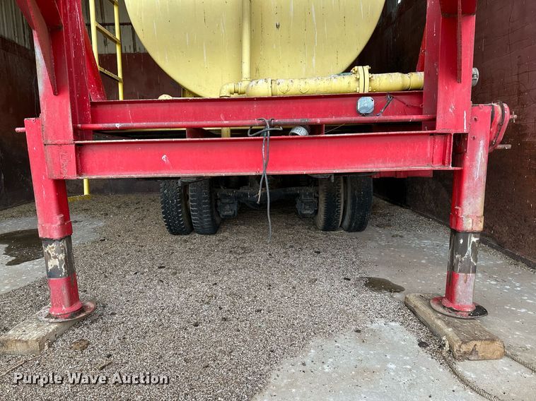 image for item LR9745 Shop built  tank trailer