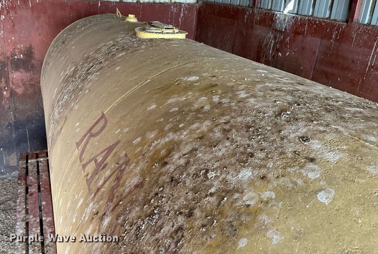 image for item LR9745 Shop built  tank trailer