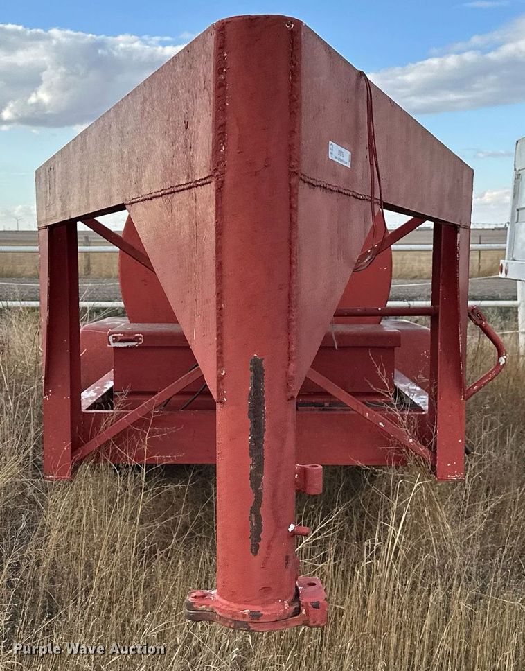 image for item LR9753 Shop built  fuel tank trailer