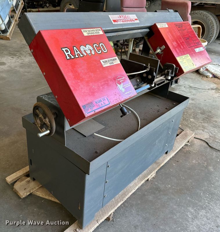 image for item LR9781 Ramco RS-90  bandsaw