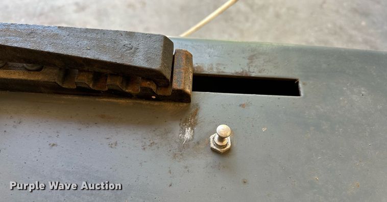 image for item LR9781 Ramco RS-90  bandsaw