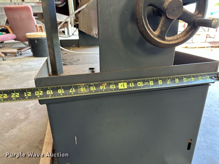 image for item LR9781 Ramco RS-90  bandsaw