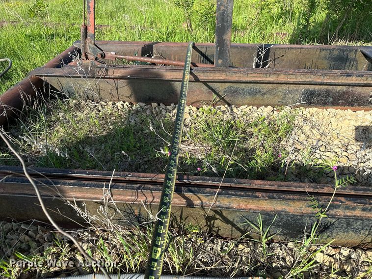 image for item LR9784 Vulcan R160  pump jack