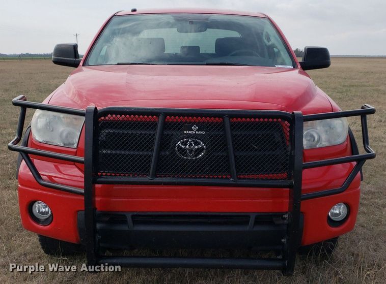 image for item LT9763 2011 Toyota Tundra  Crew Cab pickup truck