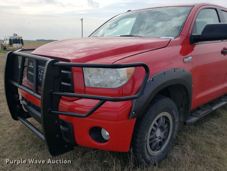 image for item LT9763 2011 Toyota Tundra  Crew Cab pickup truck