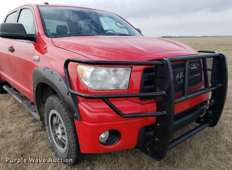 image for item LT9763 2011 Toyota Tundra  Crew Cab pickup truck