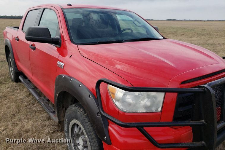 image for item LT9763 2011 Toyota Tundra  Crew Cab pickup truck