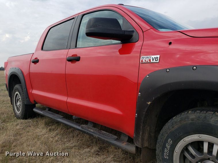 image for item LT9763 2011 Toyota Tundra  Crew Cab pickup truck