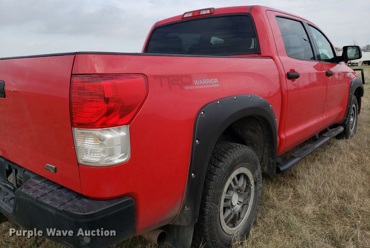 image for item LT9763 2011 Toyota Tundra  Crew Cab pickup truck