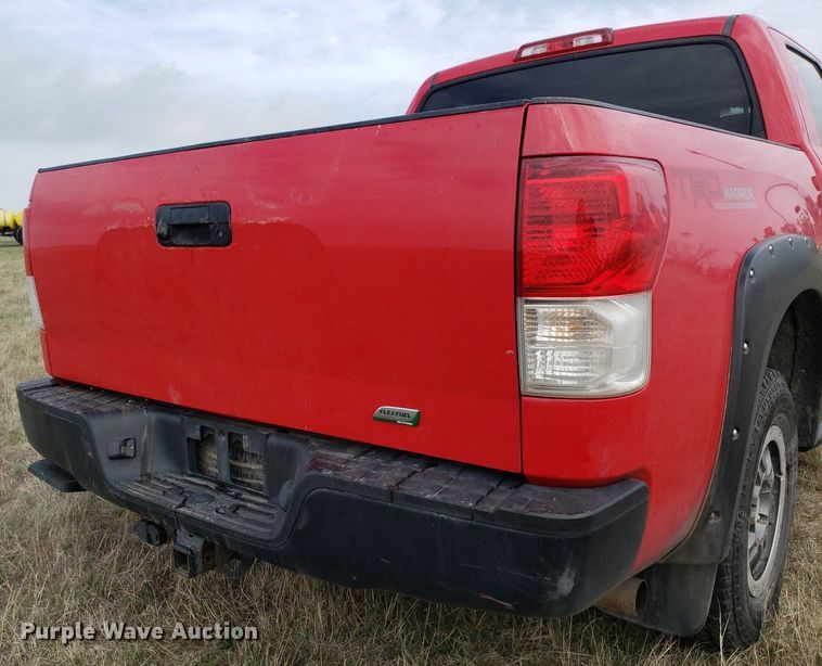 image for item LT9763 2011 Toyota Tundra  Crew Cab pickup truck