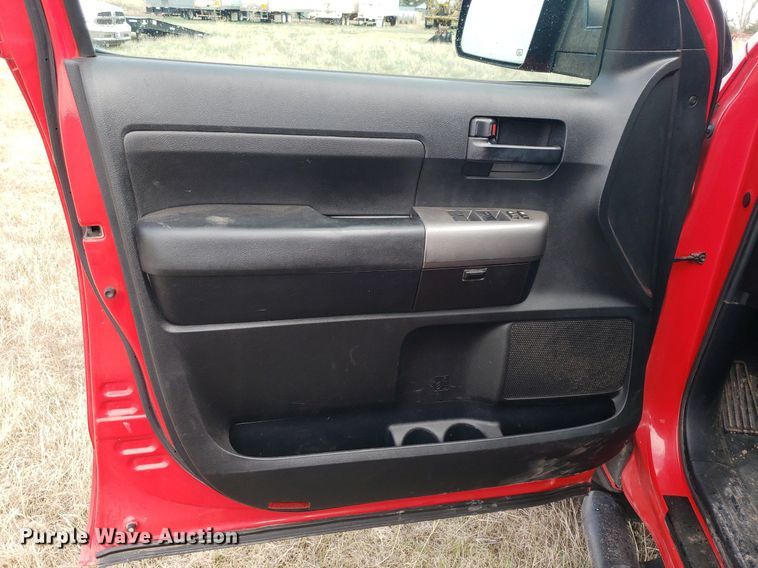 image for item LT9763 2011 Toyota Tundra  Crew Cab pickup truck