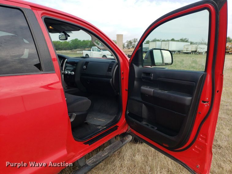 image for item LT9763 2011 Toyota Tundra  Crew Cab pickup truck