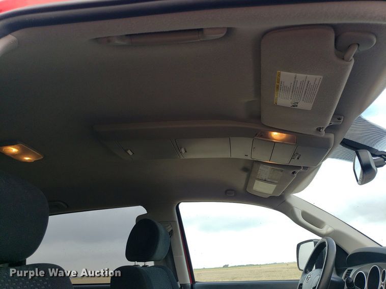 image for item LT9763 2011 Toyota Tundra  Crew Cab pickup truck