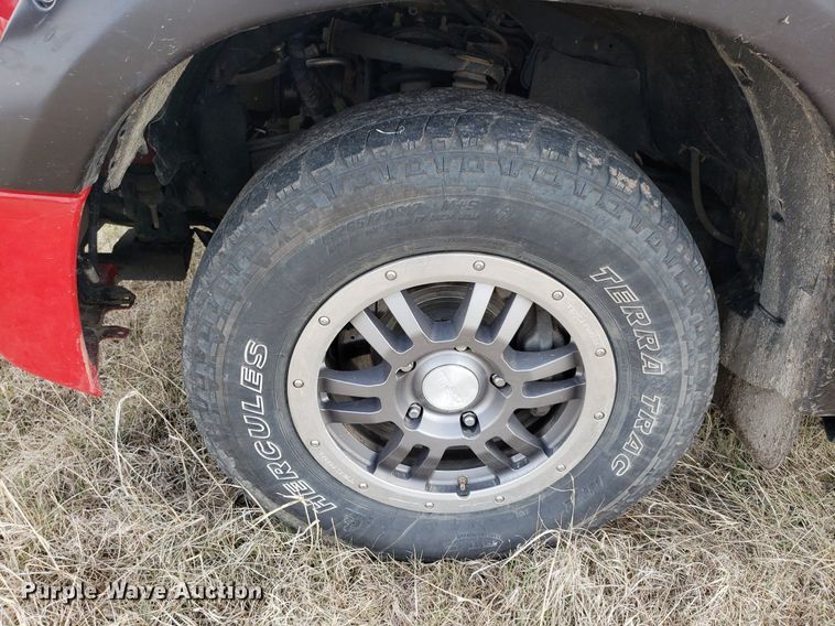 image for item LT9763 2011 Toyota Tundra  Crew Cab pickup truck