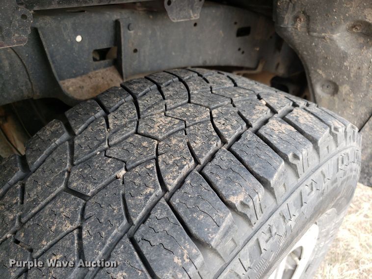 image for item LT9763 2011 Toyota Tundra  Crew Cab pickup truck