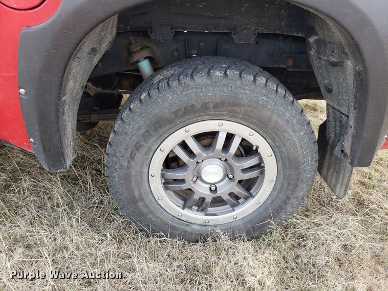 image for item LT9763 2011 Toyota Tundra  Crew Cab pickup truck