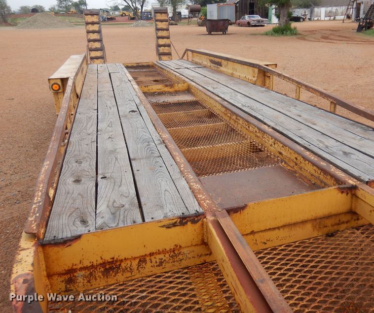 image for item LT9769 2008 Belshe  equipment trailer