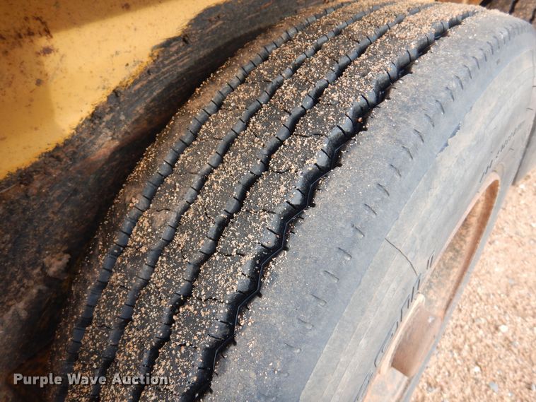 image for item LT9769 2008 Belshe  equipment trailer