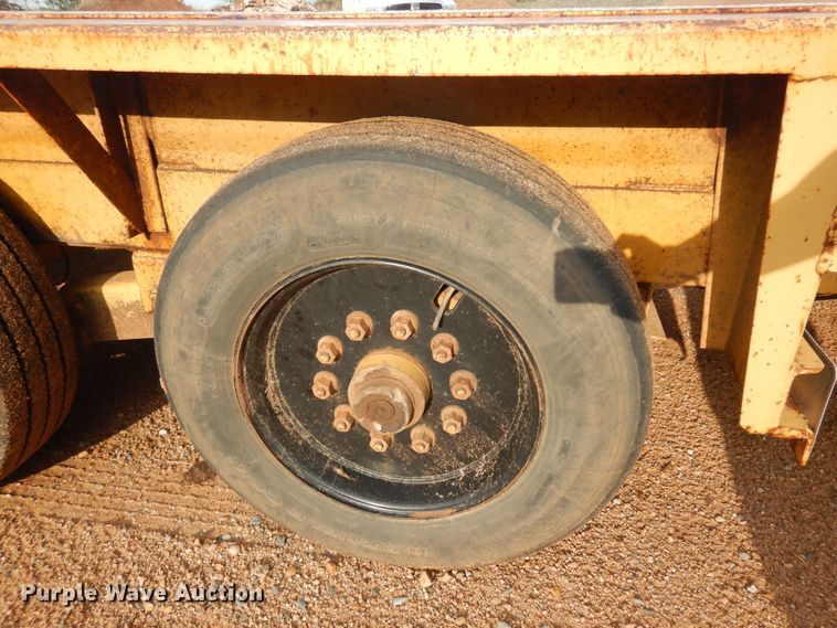 image for item LT9769 2008 Belshe  equipment trailer