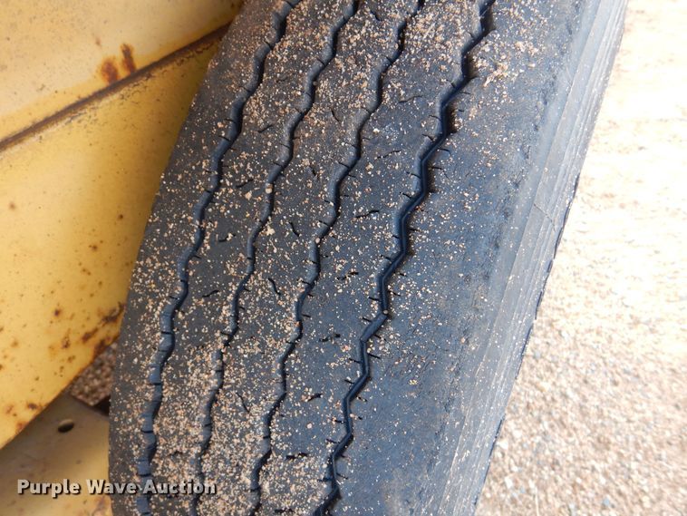 image for item LT9769 2008 Belshe  equipment trailer