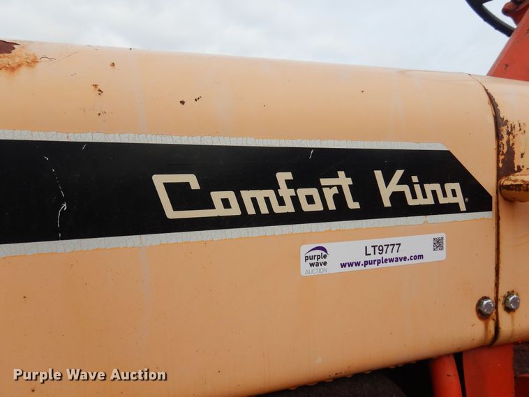 image for item LT9777 Case 930 Comfort King  tractor
