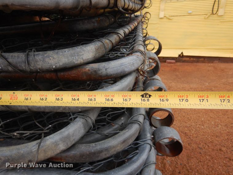 image for item LT9778 Approximately 52 fence panels