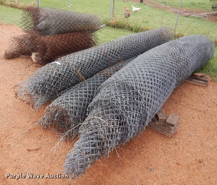 image for item LT9779 Chain link fencing